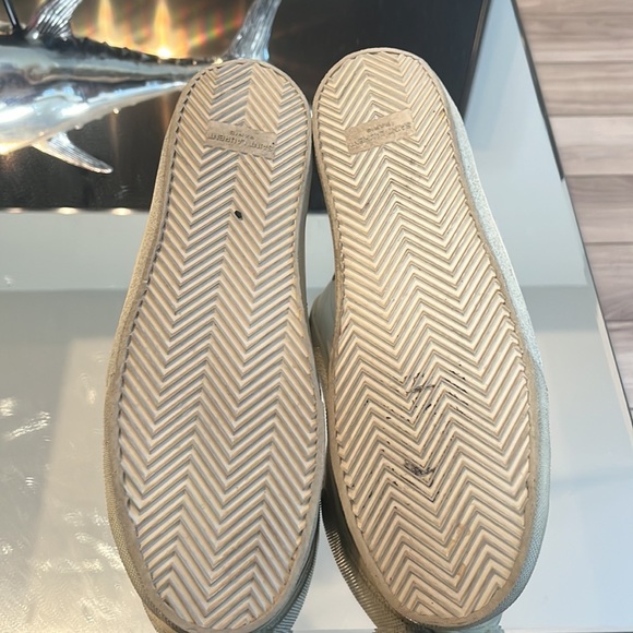 Saint Laurent - Picture 5 of 5